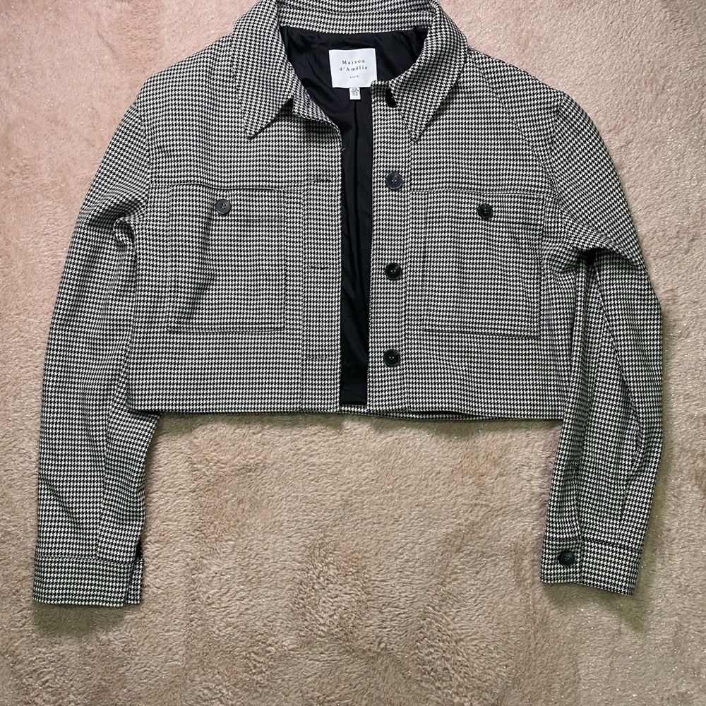 Chic Houndstooth Cropped Blazer - image 1